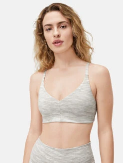 FreeForm Bralette -Daily Fit Wear Shop 1 hero Flow 7 8 Leggings Oatmeal 006