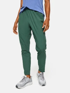 High Stride Pant -Daily Fit Wear Shop 1 hero M701358 TWV HUN Train Pants Hunter 0534