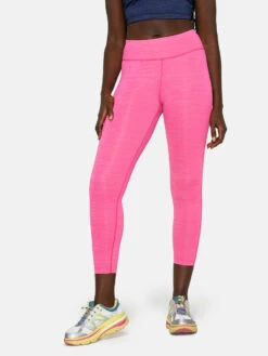 TechSweat™ Flex 7/8 Legging 27 TechSweat™ Flex 7/8 Legging -Daily Fit Wear Shop 1 hero W101199 TSW RSB Flex Leggings 25 Raspberry 085 V3