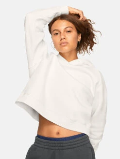 Nimbus Cropped Hoodie -Daily Fit Wear Shop 1 hero W501214 TDF BLC Teddy Cotton Cropped Hoodie Blanco 138 V2