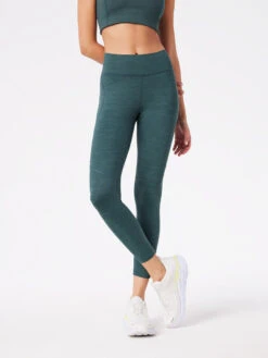 TechSweat™ Core 7/8 Legging -Daily Fit Wear Shop Front02 W101406 TSW EGR Core 7 8 Legging Evergreen 108 UojsD4L
