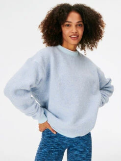 MegaFleece Crewneck -Daily Fit Wear Shop Front02 W501067 WNF DUB MegaFleece Sweatshirt Dusty Blue 179 TYI9WRR