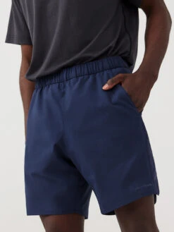 High Stride 7" Short With Pockets -Daily Fit Wear Shop M701706 TWV NVY High Stride 7in Short with Pockets Navy 541 GthaHMY