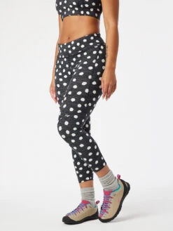 TechSweat™ 3/4 Legging 21 TechSweat™ 3/4 Legging -Daily Fit Wear Shop W101491 TSW BLP Move Free 3 4 Legging Black Polka 090 IRqE9oU