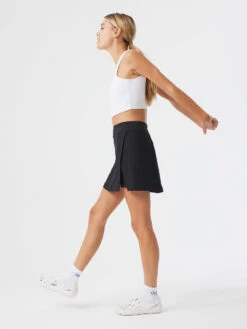 Venus Crop Top -Daily Fit Wear Shop W201504 TXC WHI Venus Crop Top White 023 4746c3ba 5ada 43aa 88dd 928a92868780