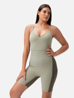SuperForm™ 8" Bodysuit -Daily Fit Wear Shop W401519 BIT TTE Zoom 8 Bodysuit Sandstone Tea Tree Eucalyptus 084 K0Q7q9v